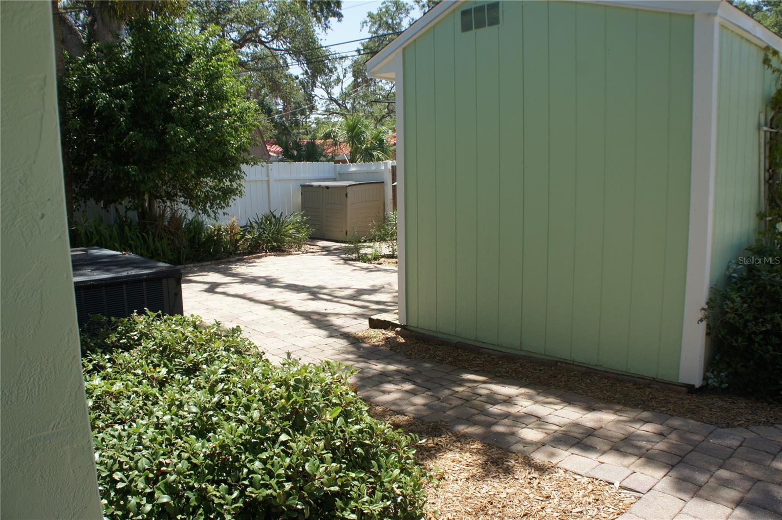 Image 47 of 58 For 212 8th Avenue S