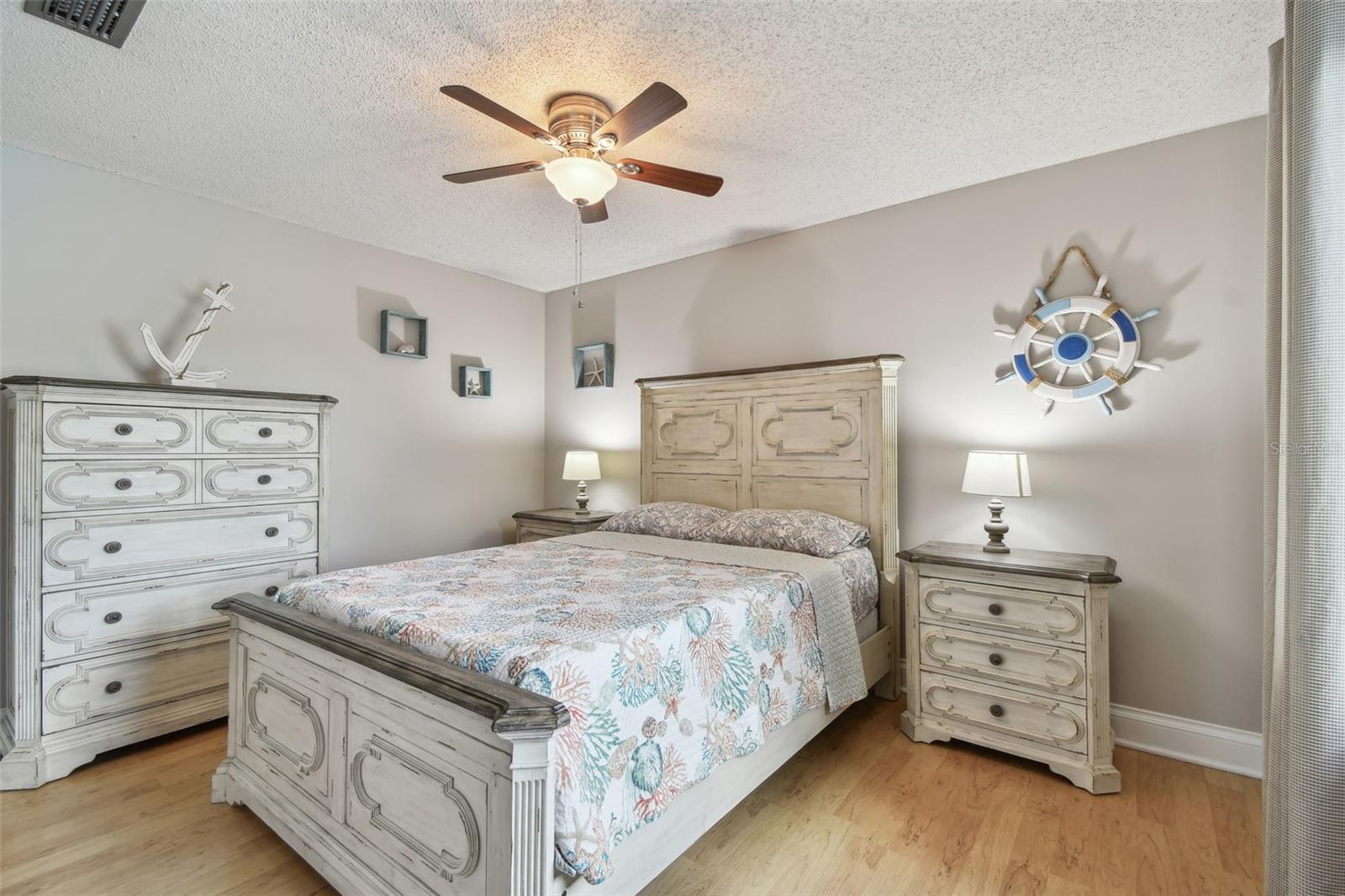 Image 28 of 53 For 6903 Cedar Ridge Drive N