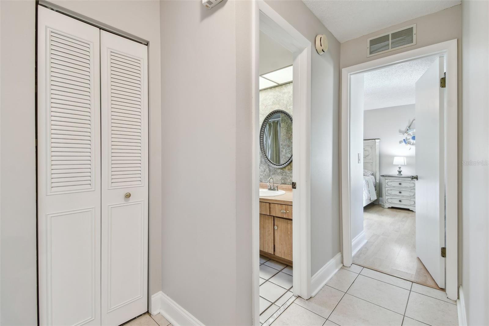 Image 31 of 53 For 6903 Cedar Ridge Drive N