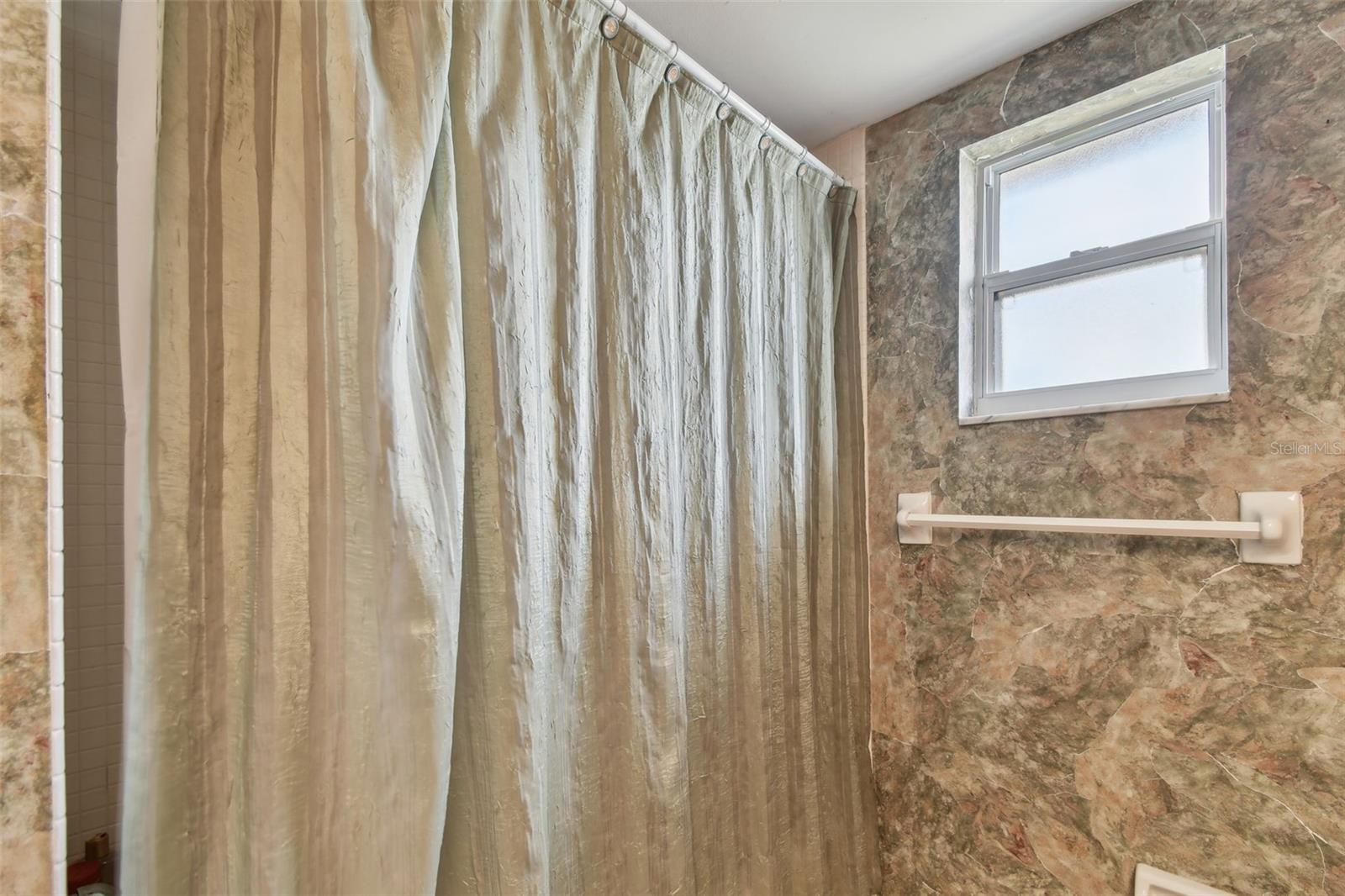 Image 32 of 53 For 6903 Cedar Ridge Drive N