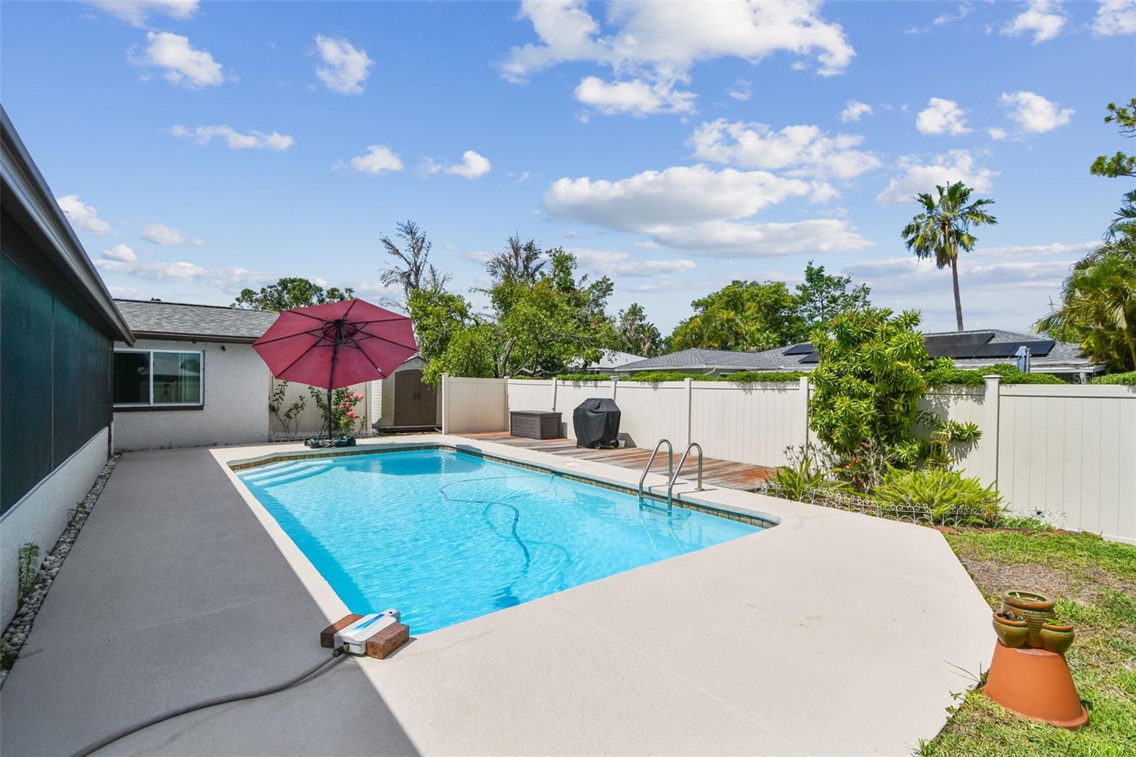 Image 41 of 53 For 6903 Cedar Ridge Drive N