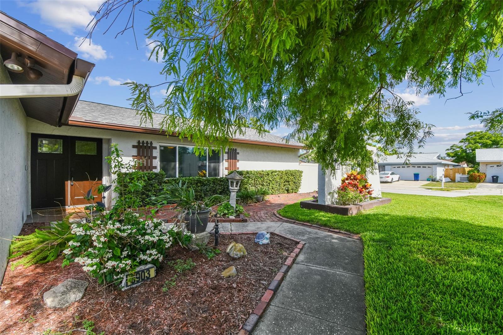 Image 5 of 53 For 6903 Cedar Ridge Drive N
