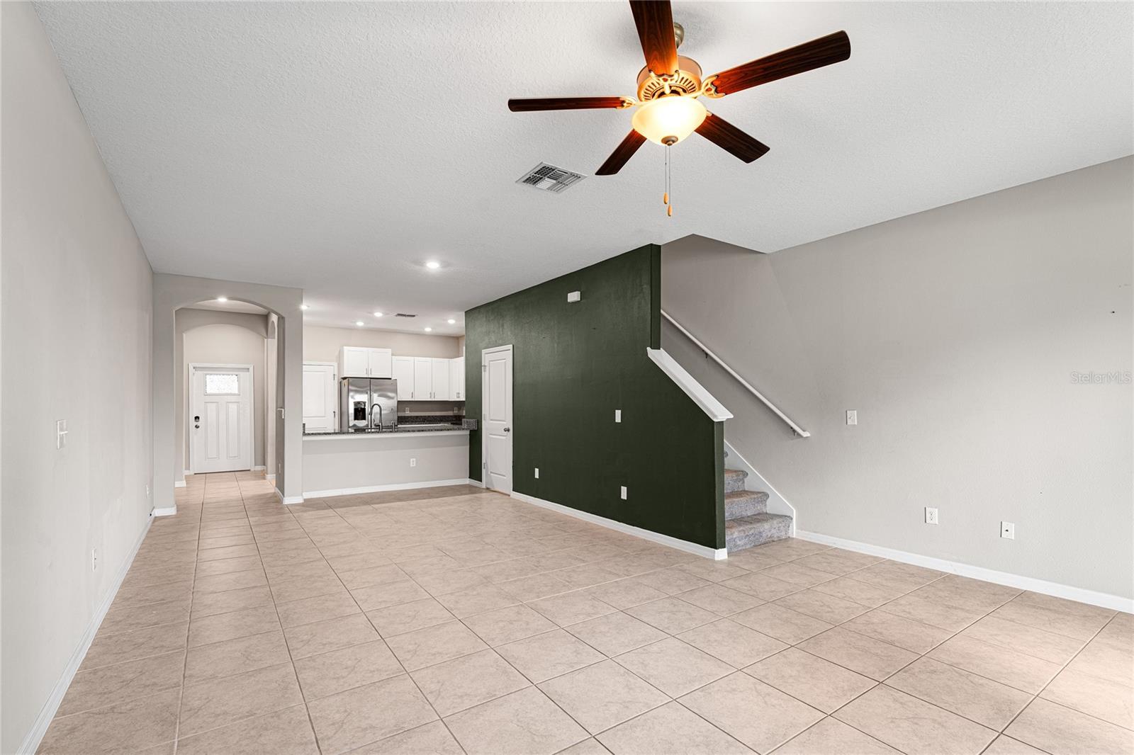Image 11 of 25 For 937 Royal Empress Drive