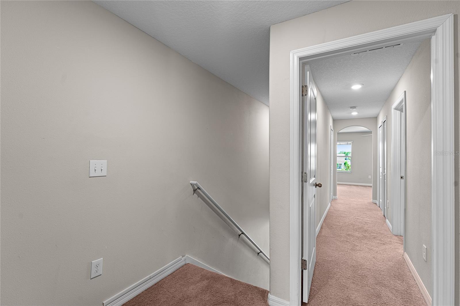 Image 13 of 25 For 937 Royal Empress Drive