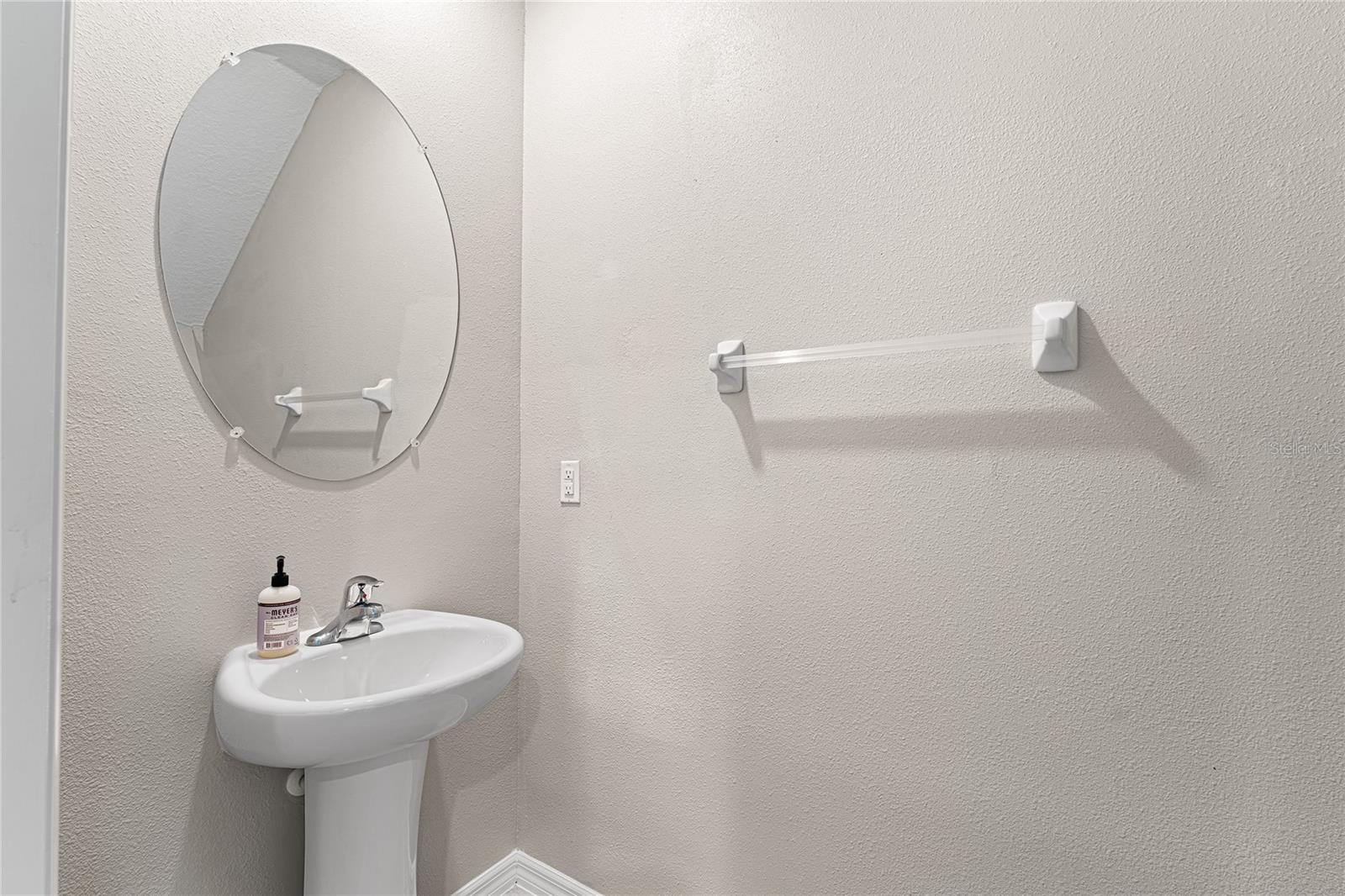 Image 9 of 25 For 937 Royal Empress Drive