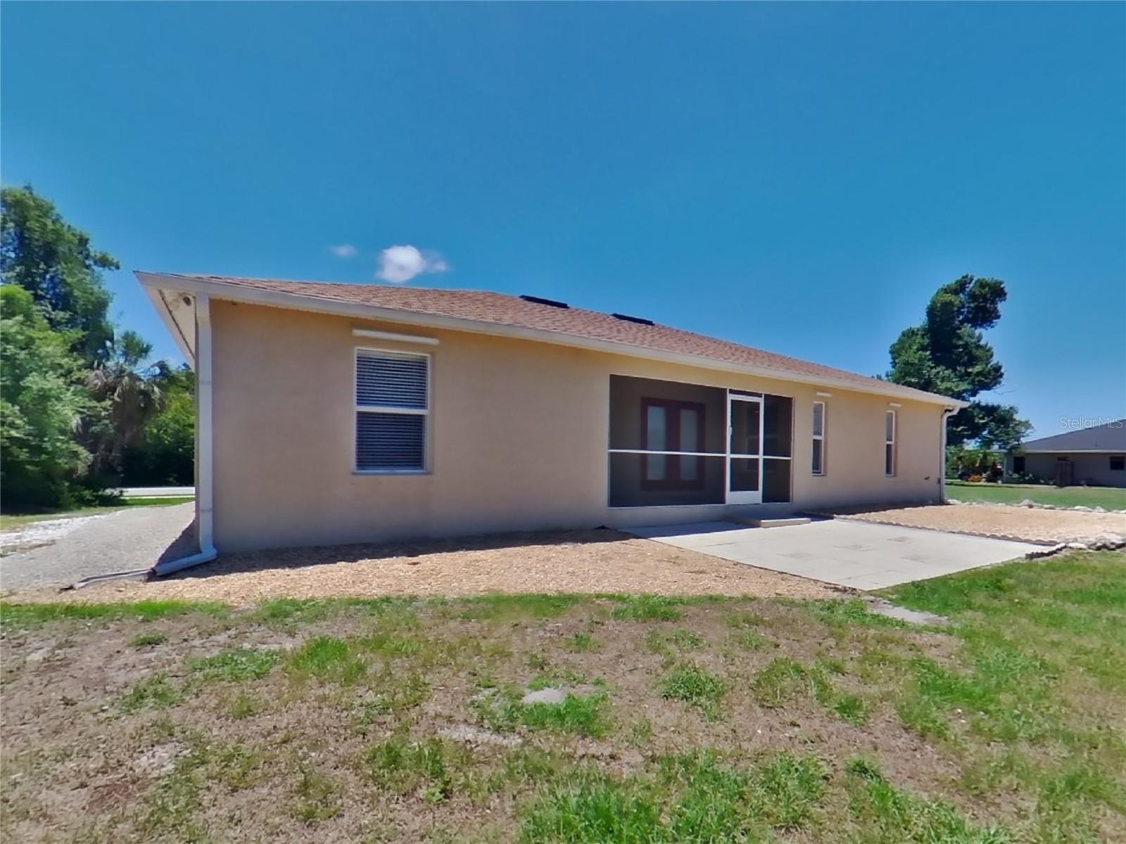 Image 17 of 17 For 9390 Fruitland Avenue