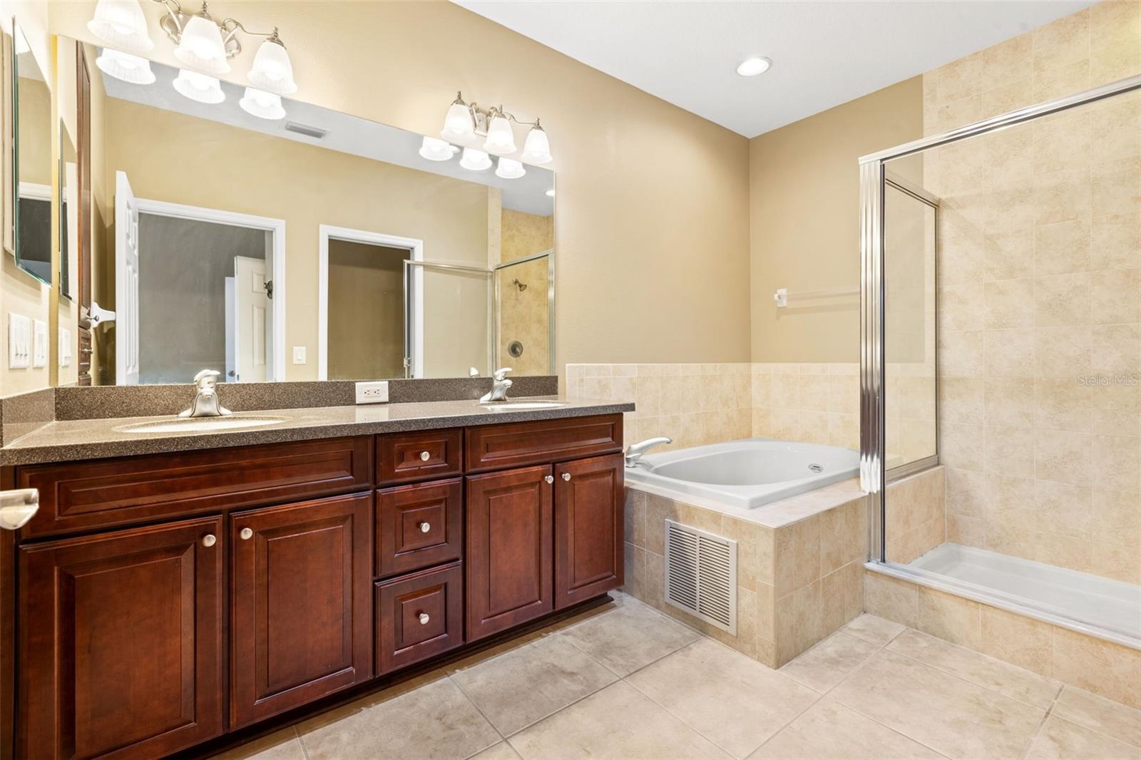 Image 16 of 25 For 123 49th Avenue N