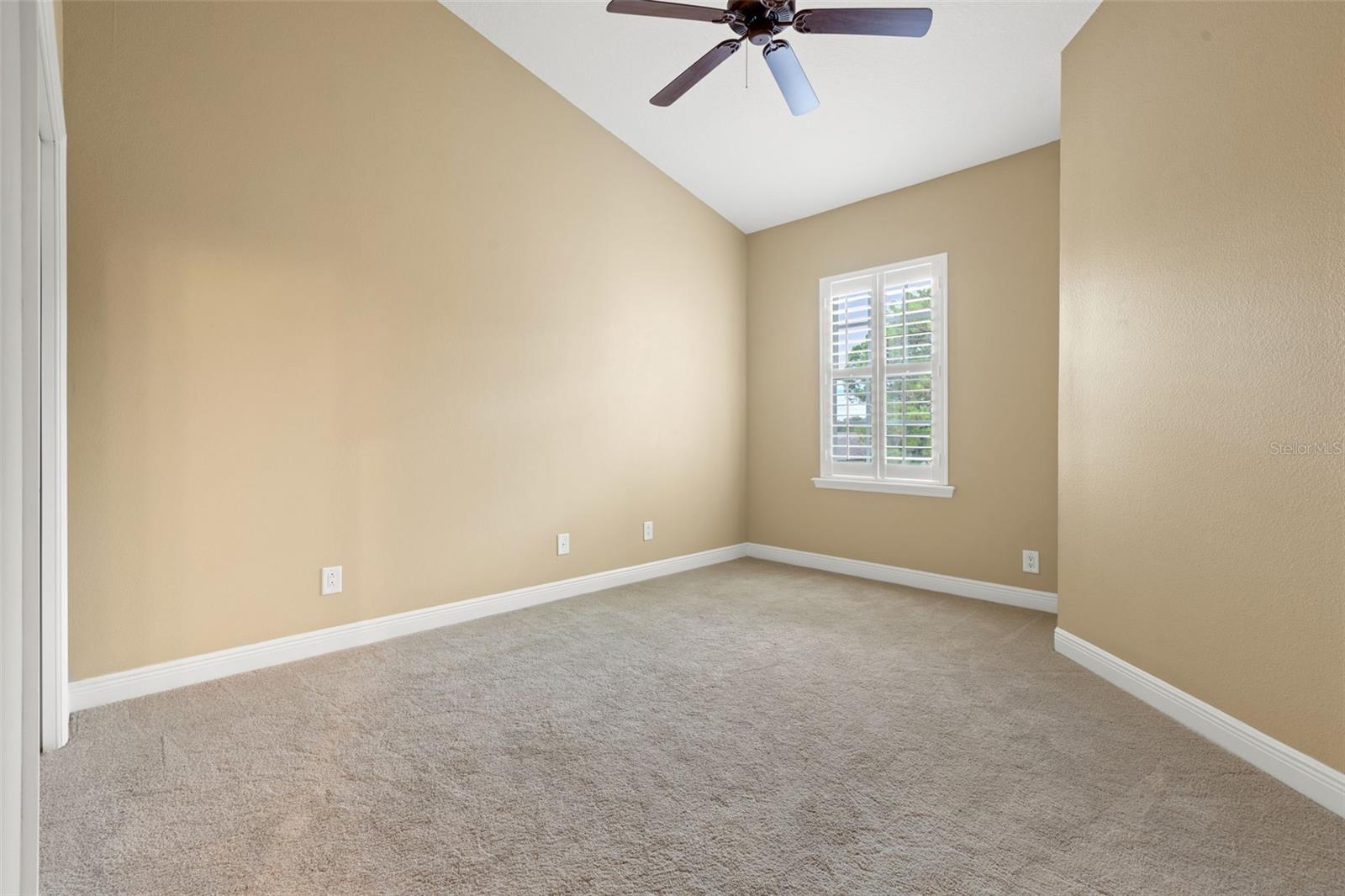 Image 18 of 25 For 123 49th Avenue N