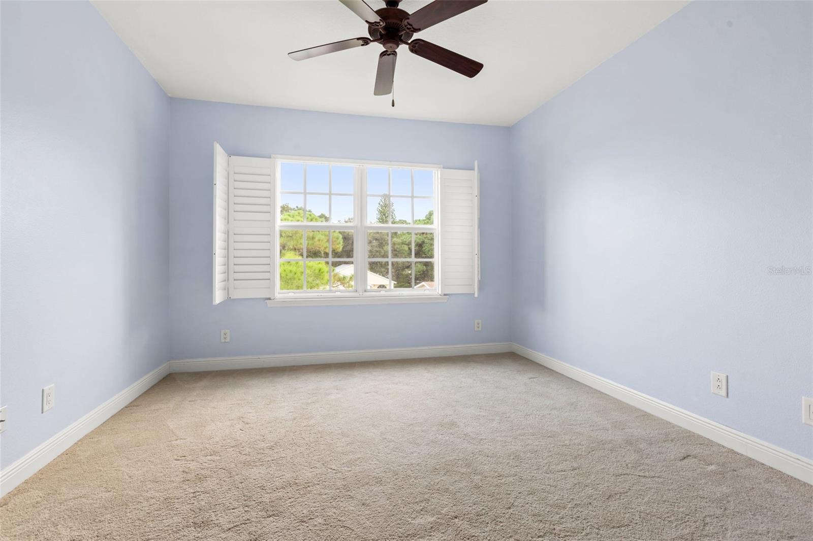 Image 20 of 25 For 123 49th Avenue N