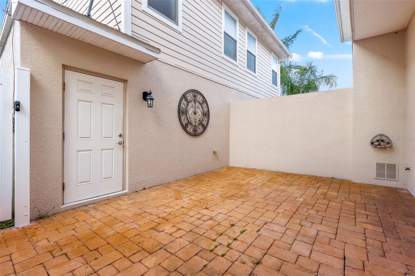 Image 22 of 25 For 123 49th Avenue N