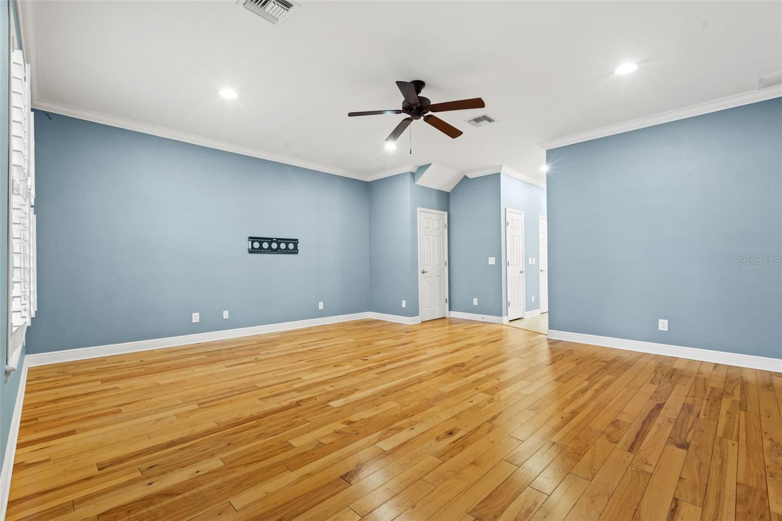Image 5 of 25 For 123 49th Avenue N