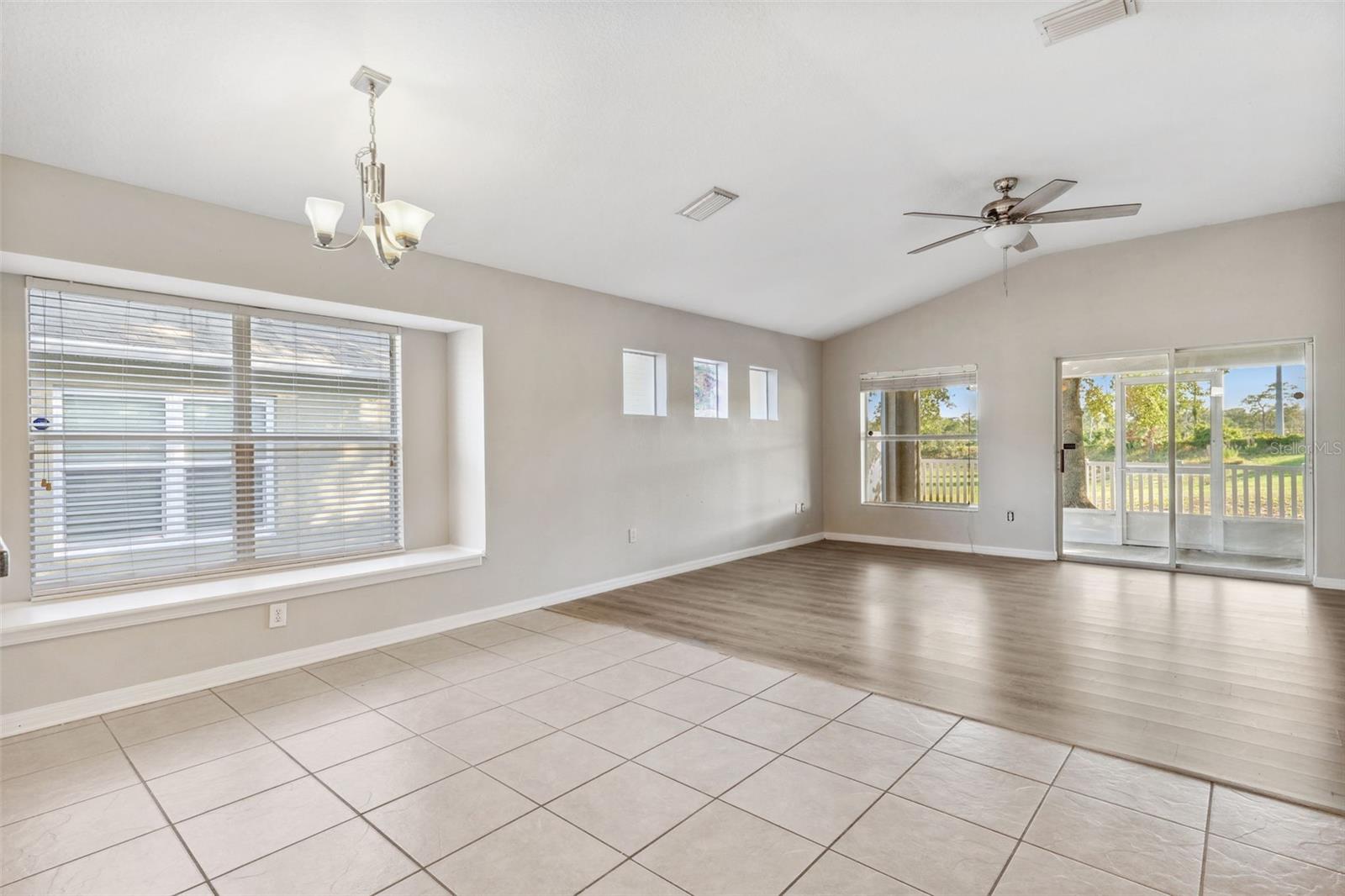 Image 13 of 31 For 9479 Southern Charm Circle