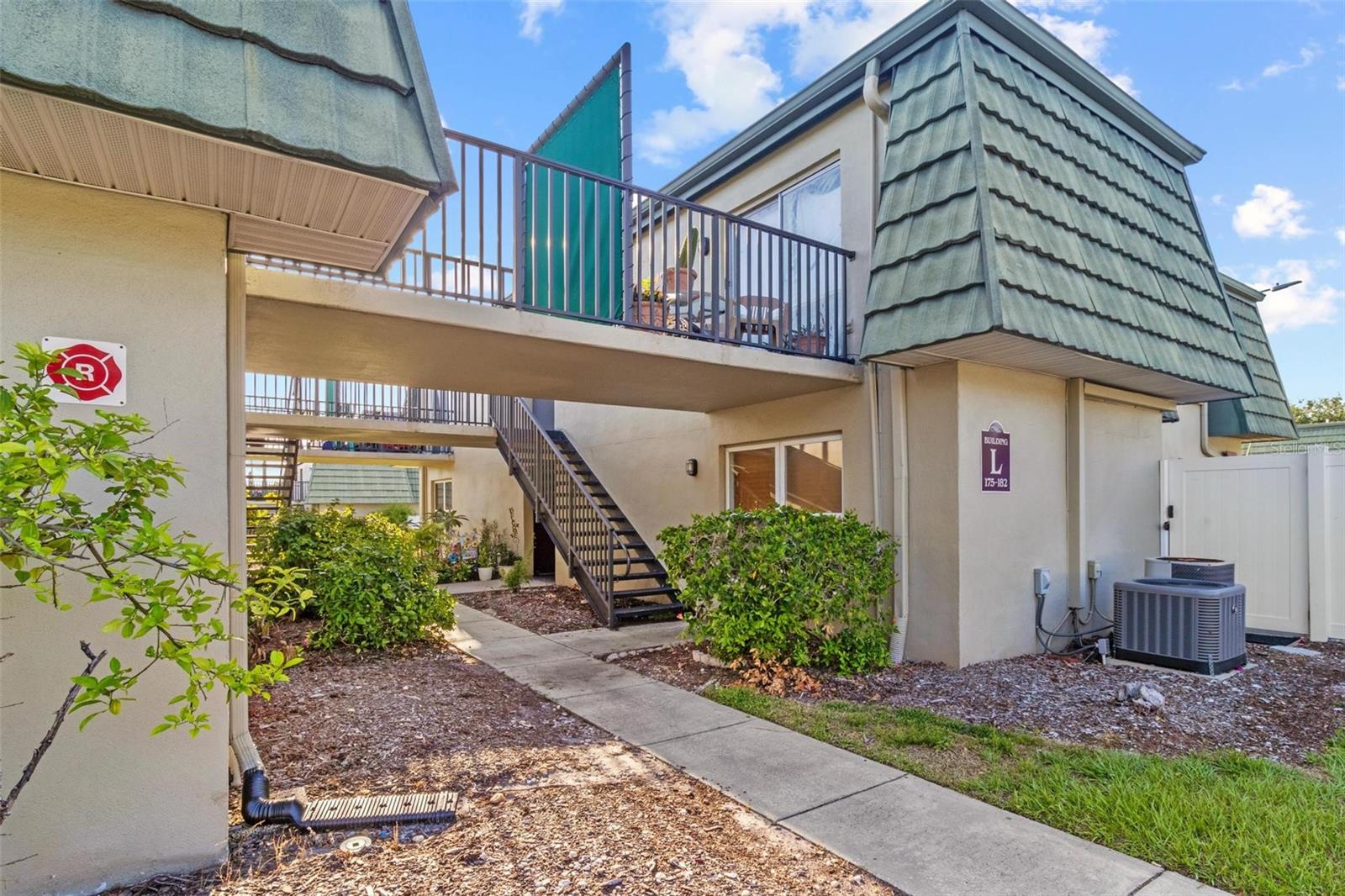 Image 2 of 16 For 1799 Highland Avenue 180