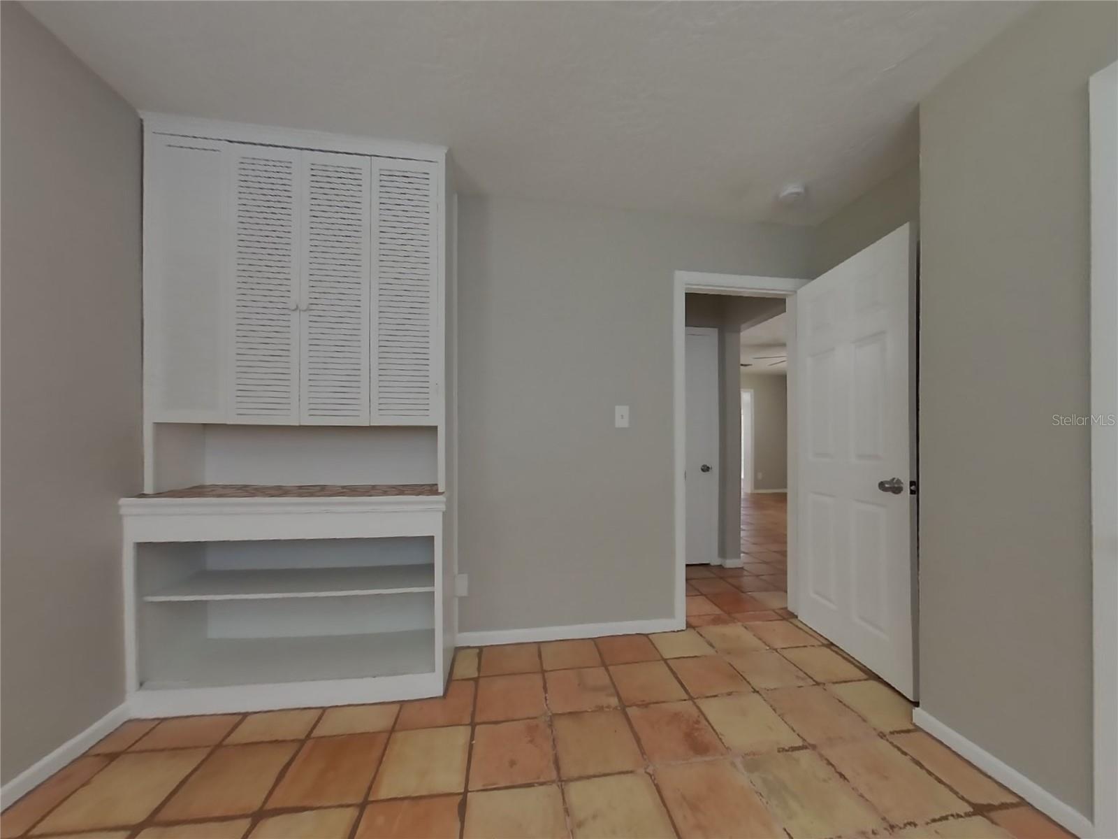 Image 13 of 18 For 4006 Winthrop Street