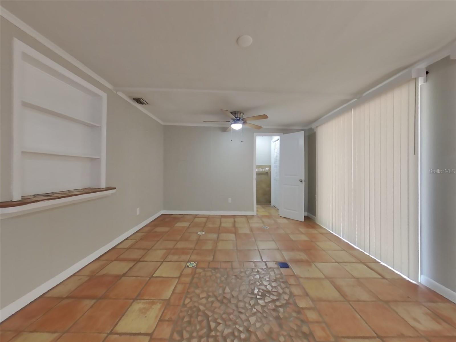 Image 9 of 18 For 4006 Winthrop Street