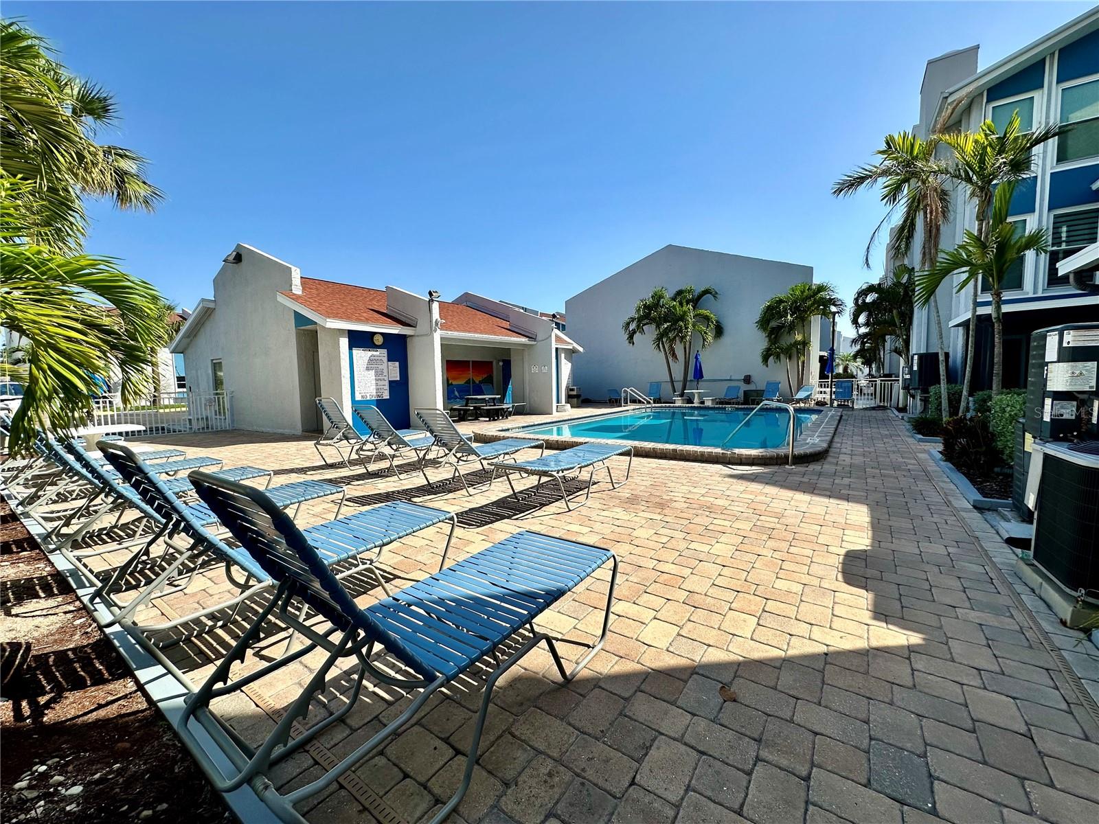 Details for 320 Medallion Boulevard G, MADEIRA BEACH, FL 33708