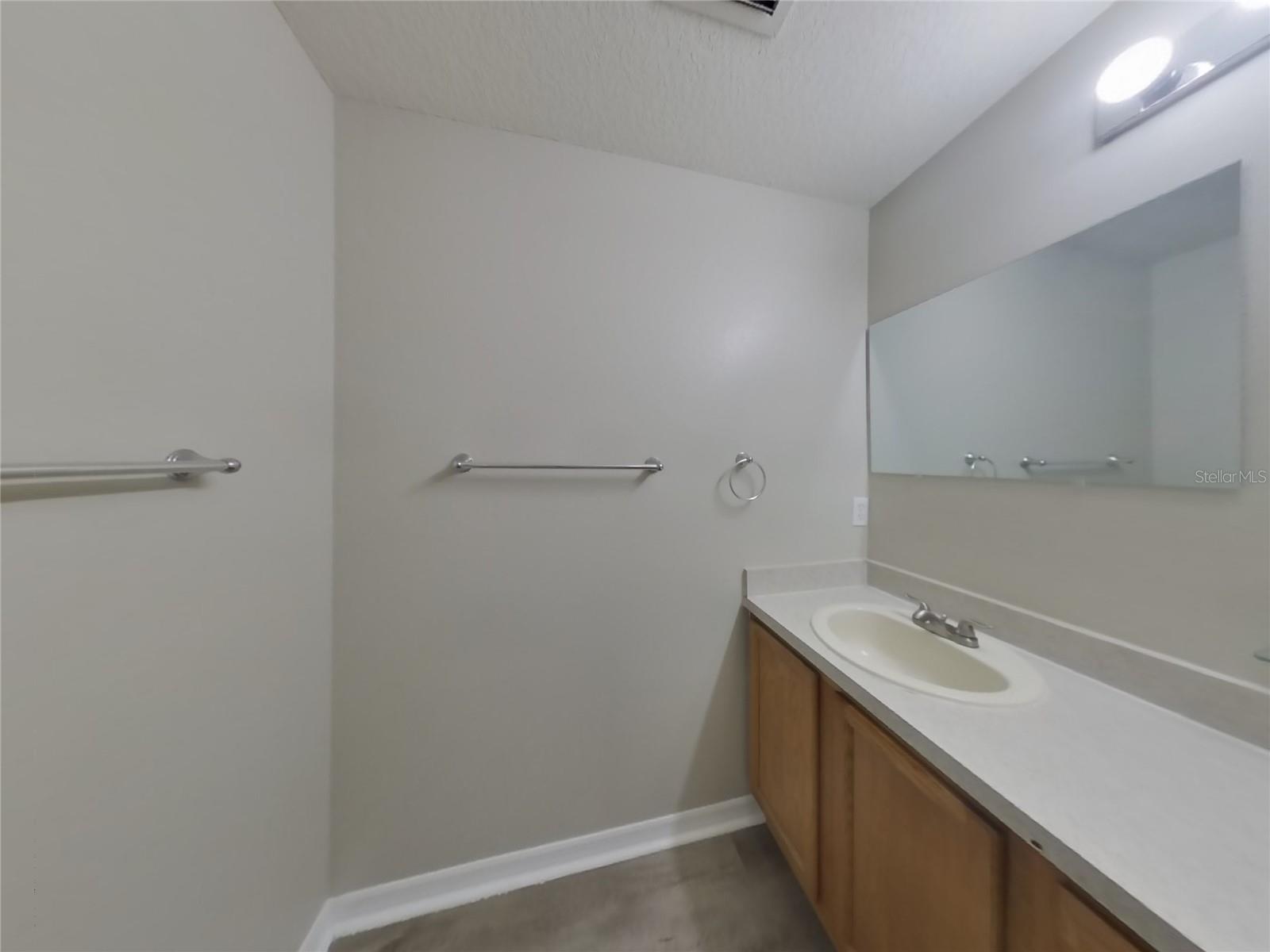 Image 11 of 15 For 4409 Venice Drive