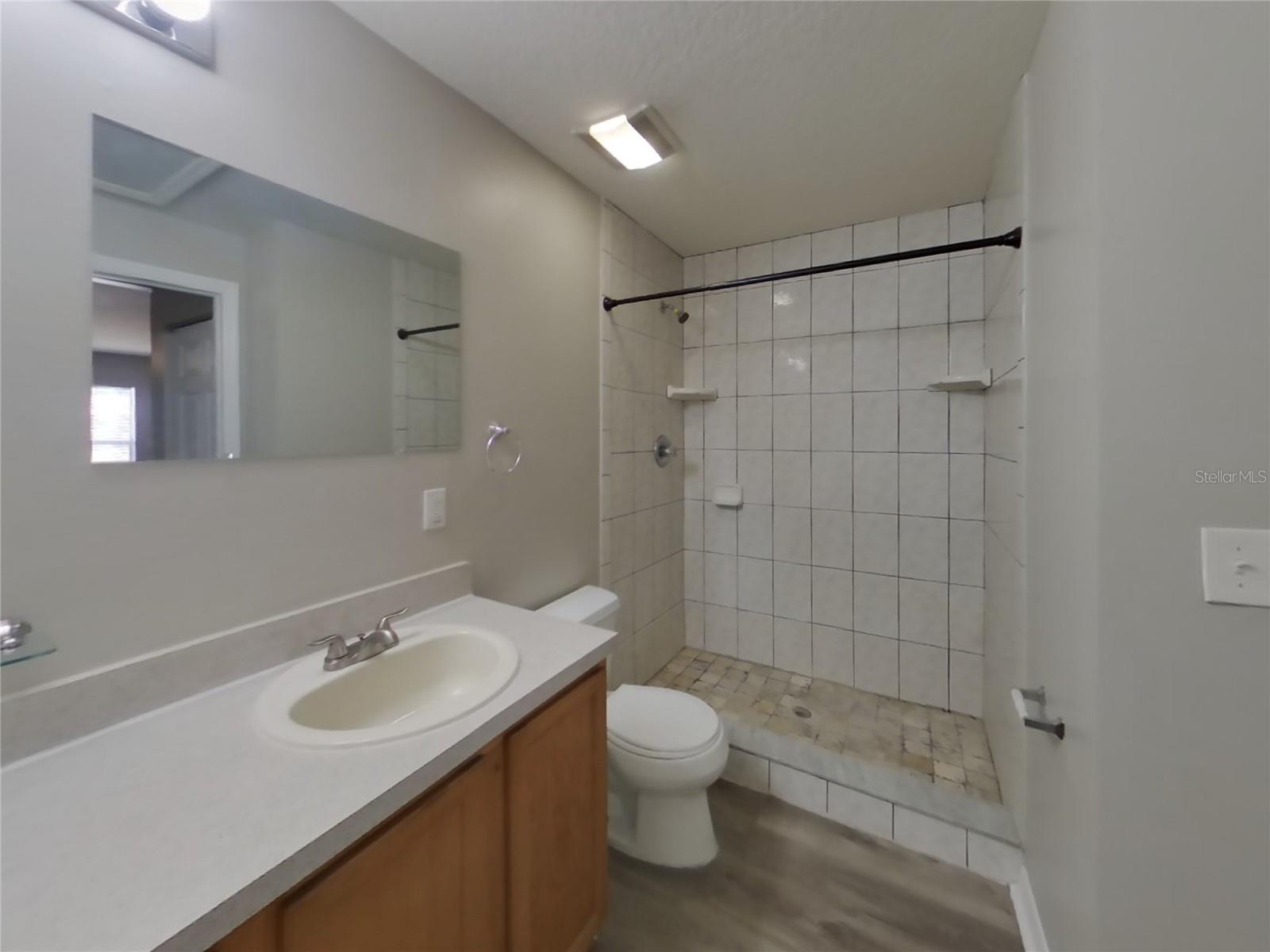Image 12 of 15 For 4409 Venice Drive