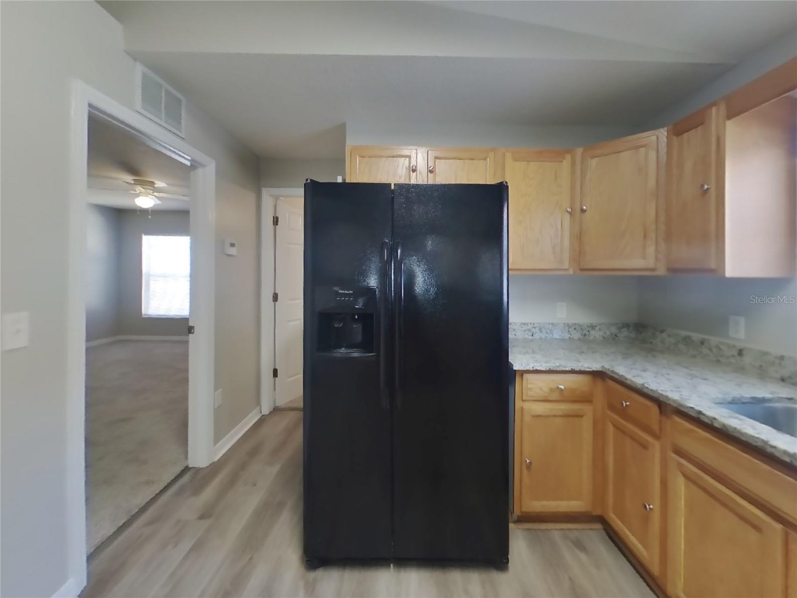 Image 4 of 15 For 4409 Venice Drive