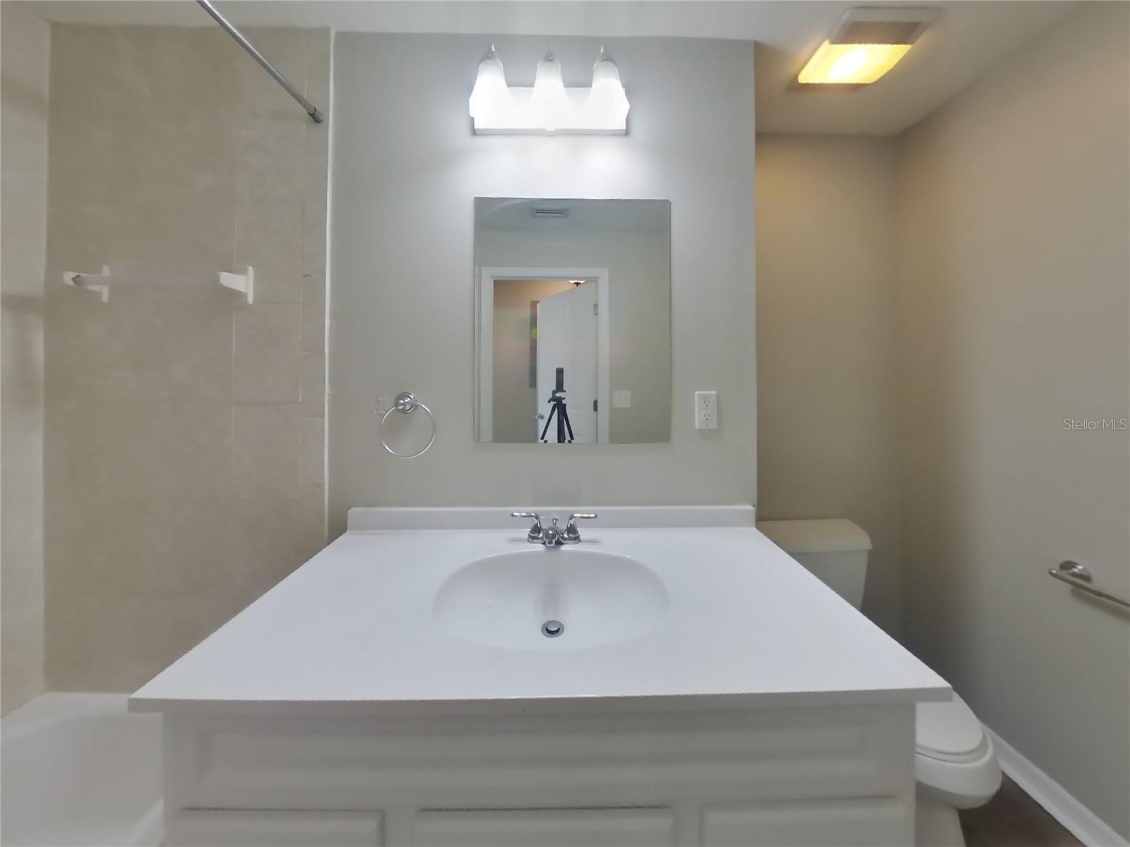 Image 8 of 15 For 4409 Venice Drive