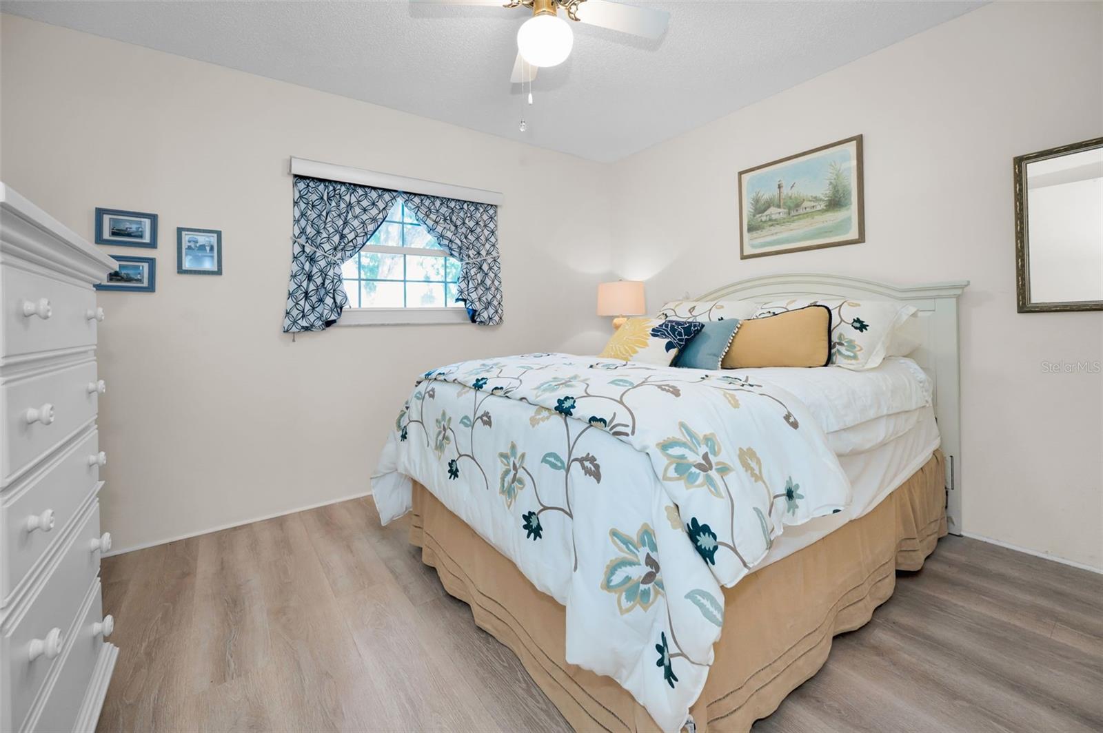 Image 17 of 49 For 3126 Highlands Boulevard 3126