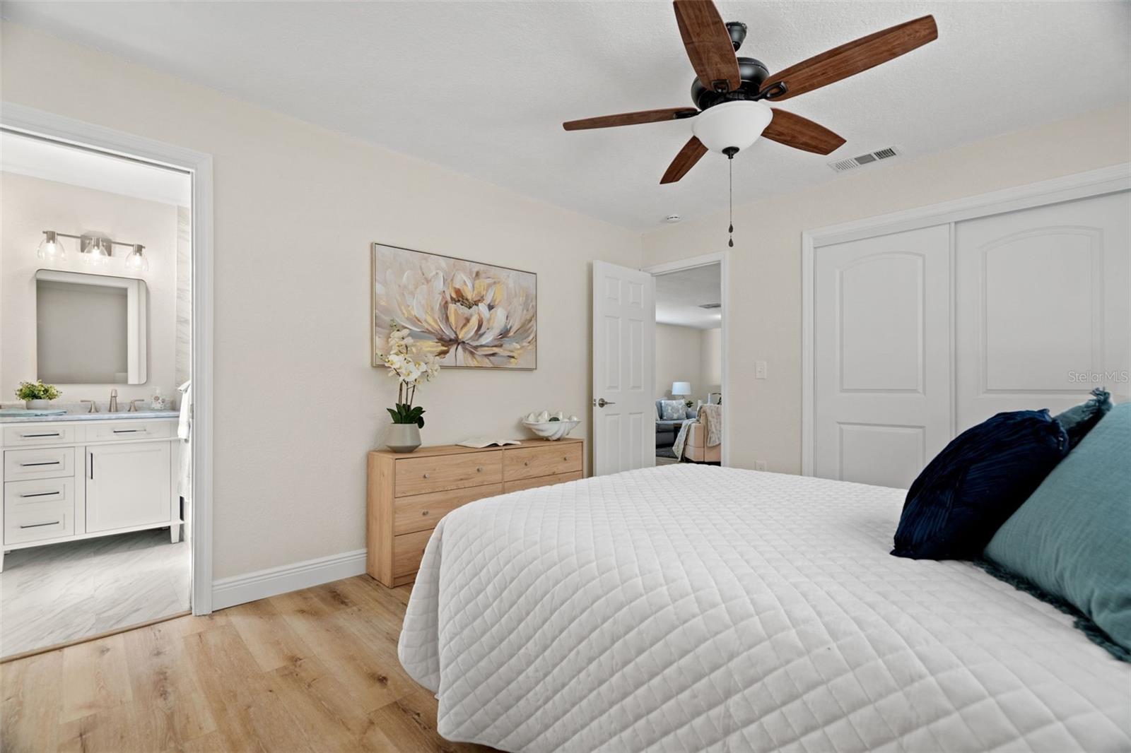 Image 14 of 31 For 4549 Ontario Drive
