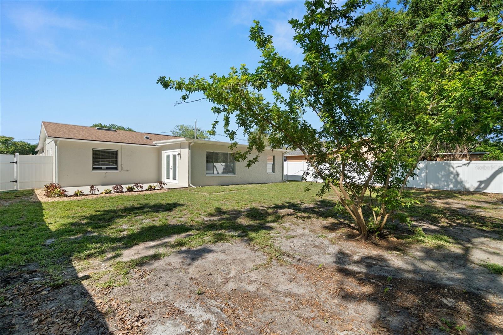 Image 24 of 31 For 4549 Ontario Drive