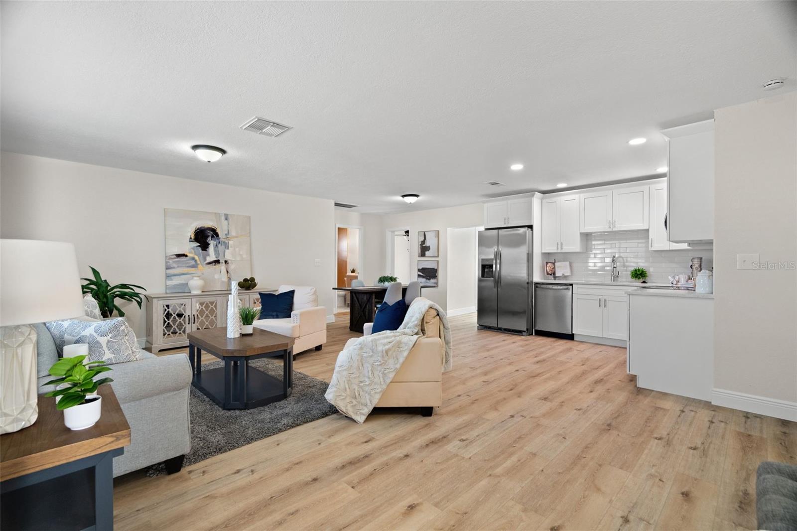 Image 3 of 31 For 4549 Ontario Drive