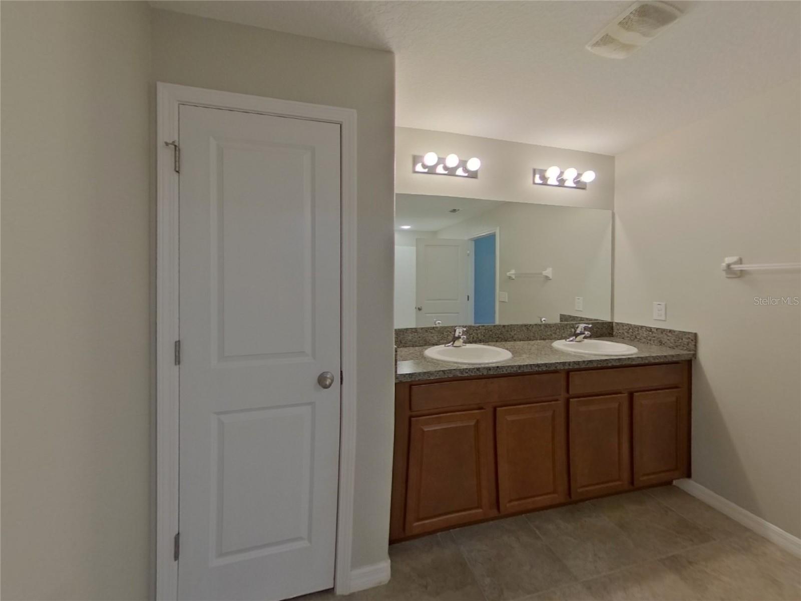 Image 9 of 17 For 17224 White Mangrove Drive
