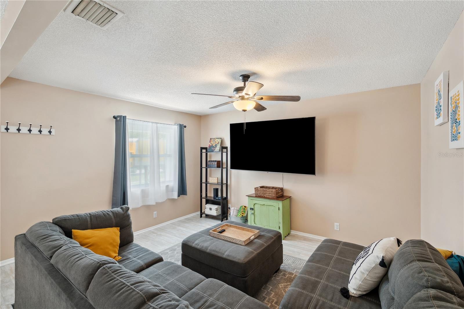 Image 4 of 48 For 8497 Portulaca Avenue