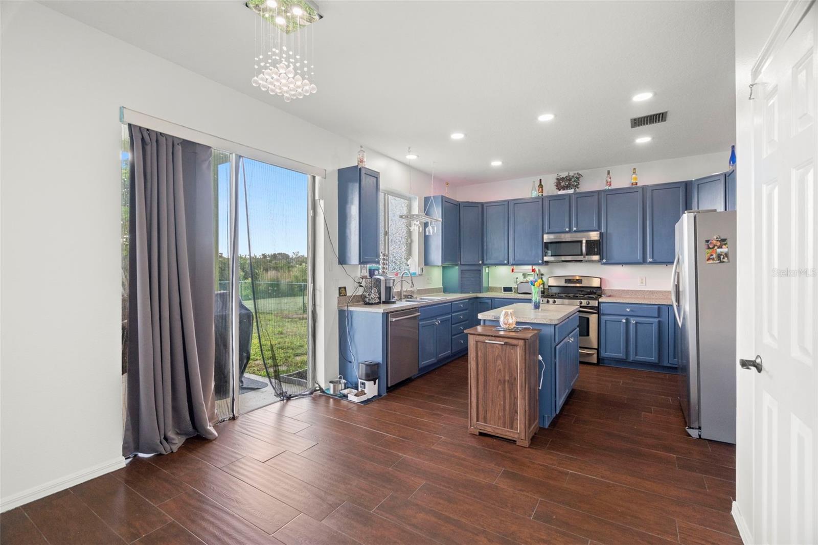 Image 12 of 42 For 2832 Brinley Dr