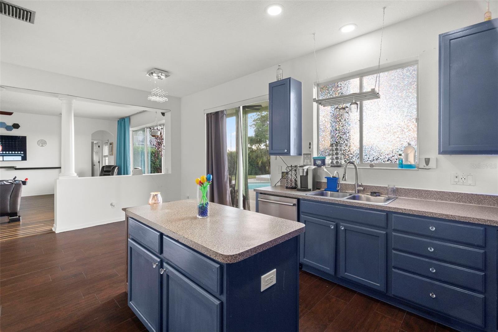 Image 15 of 42 For 2832 Brinley Dr