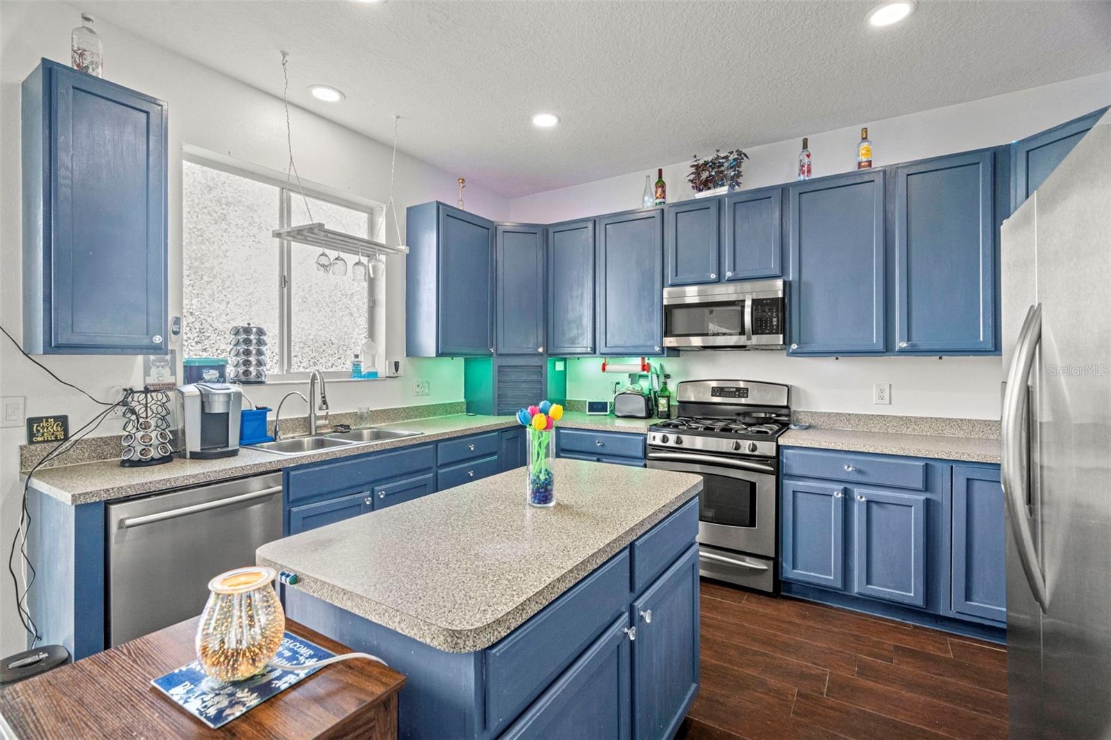 Image 16 of 42 For 2832 Brinley Dr