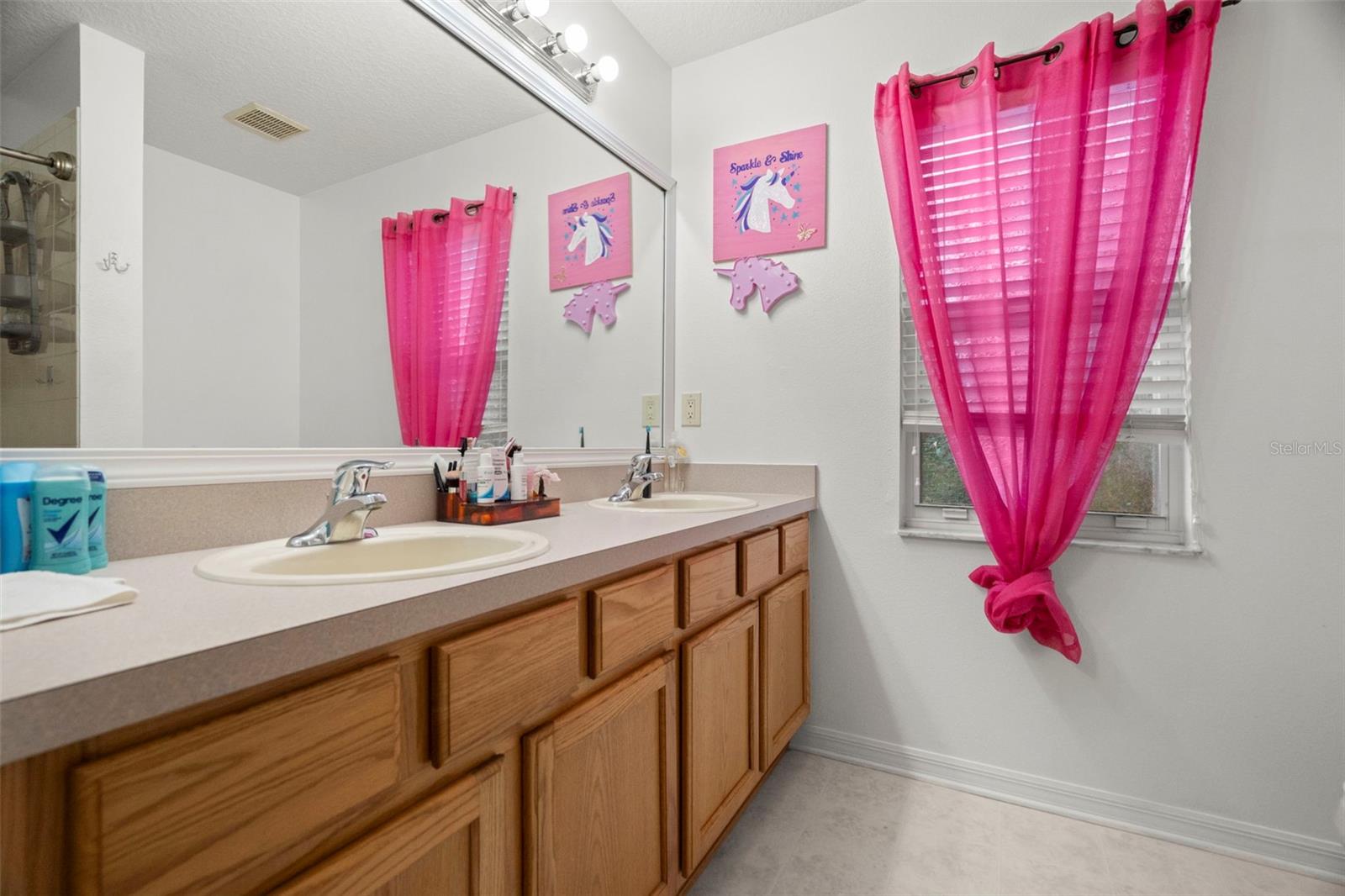 Image 24 of 42 For 2832 Brinley Dr