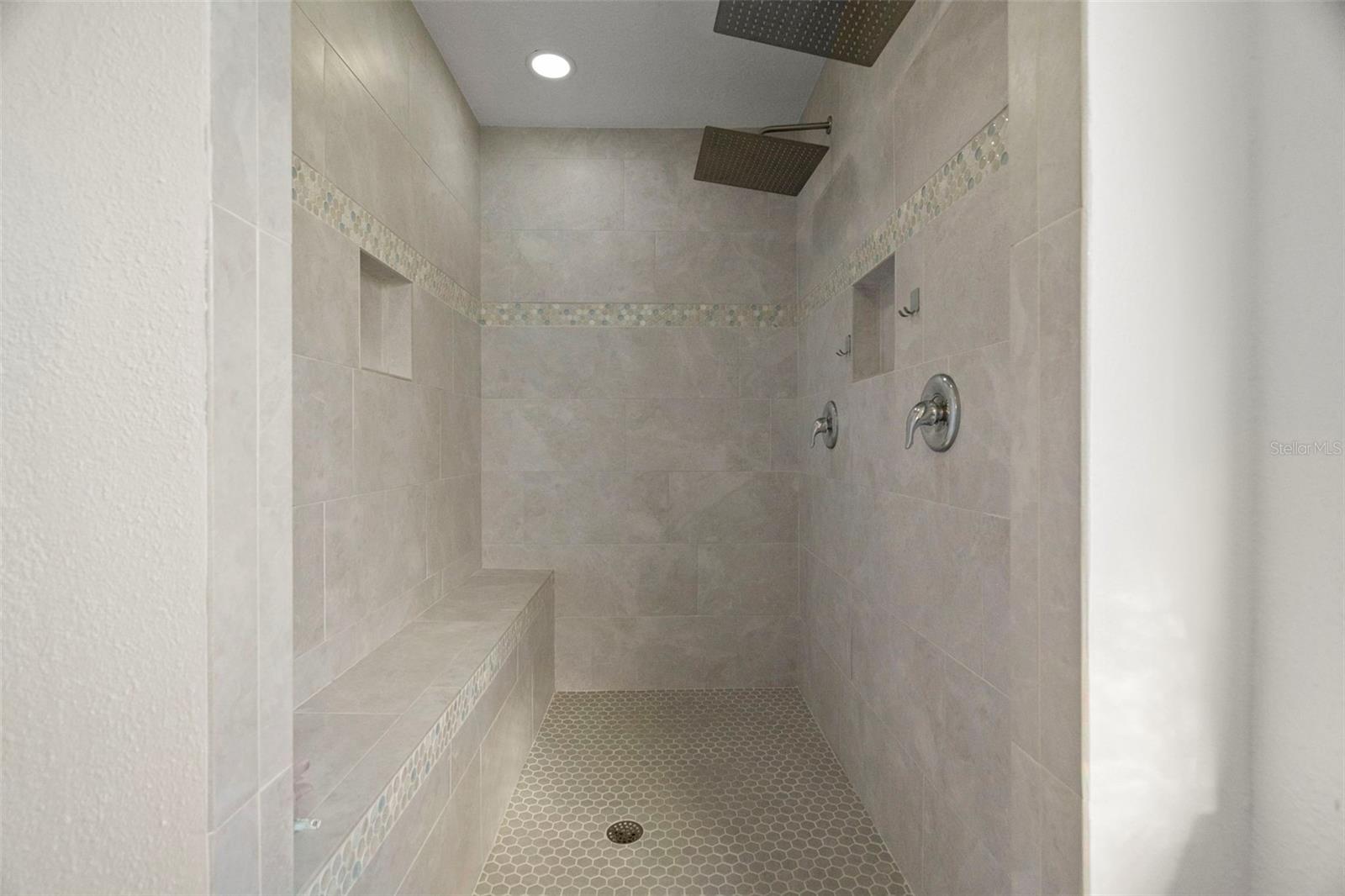 Image 31 of 42 For 2832 Brinley Dr