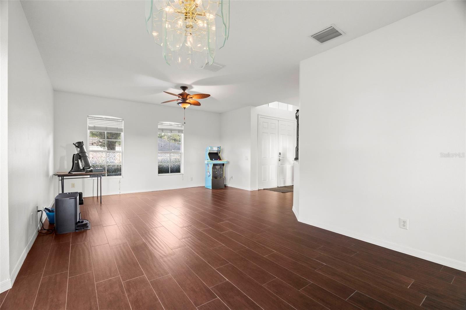 Image 9 of 42 For 2832 Brinley Dr