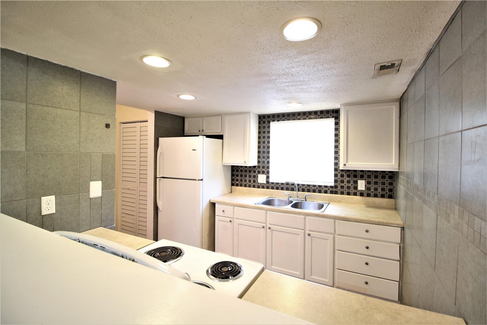 Image 3 of 5 For 675 99th Avenue 101