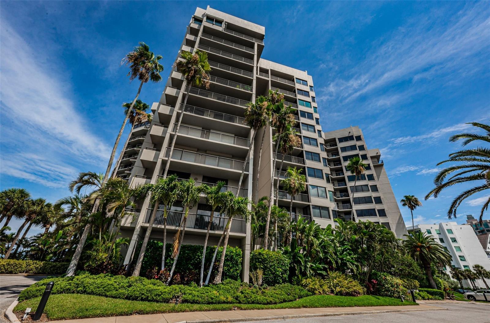 Image 2 of 100 For 1600 Gulf Boulevard 514
