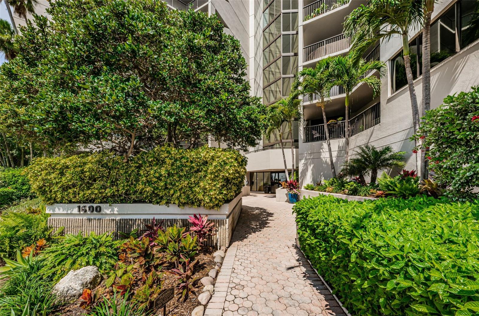 Image 22 of 100 For 1600 Gulf Boulevard 514