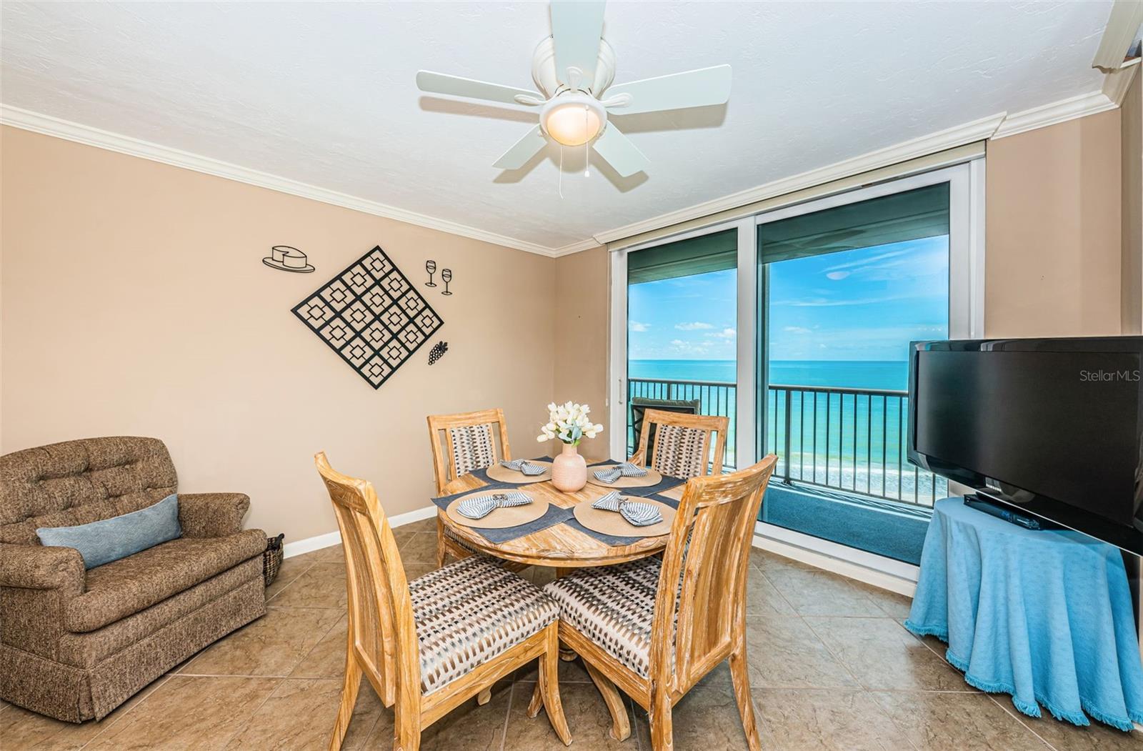 Image 53 of 100 For 1600 Gulf Boulevard 514
