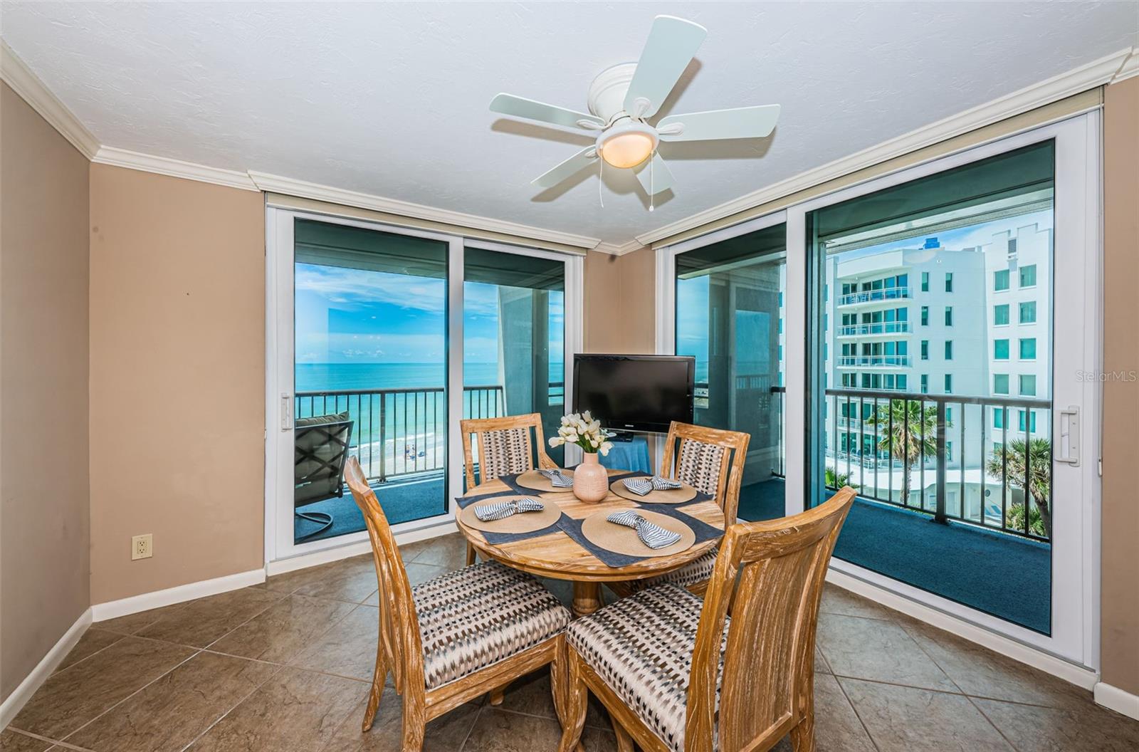 Image 56 of 100 For 1600 Gulf Boulevard 514