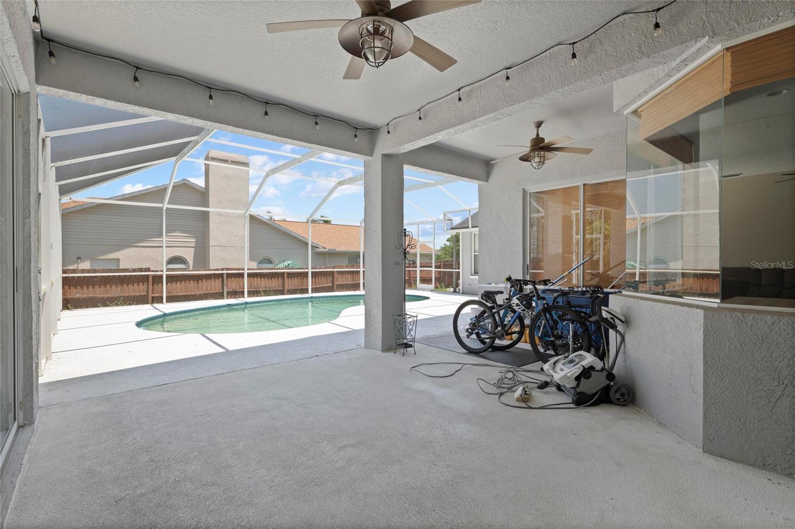 Image 33 of 43 For 4401 Arranmore Circle