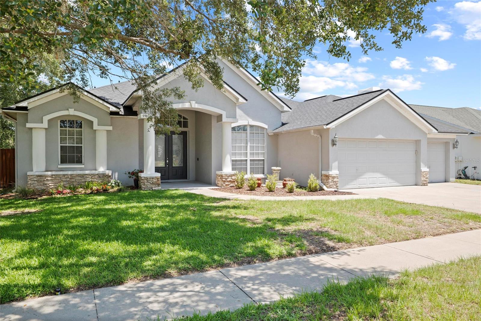 Image 4 of 43 For 4401 Arranmore Circle
