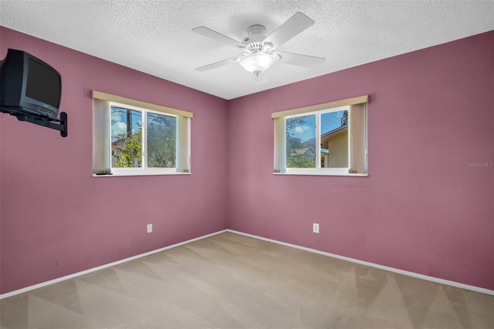 Image 23 of 46 For 2113 Malcolm Drive