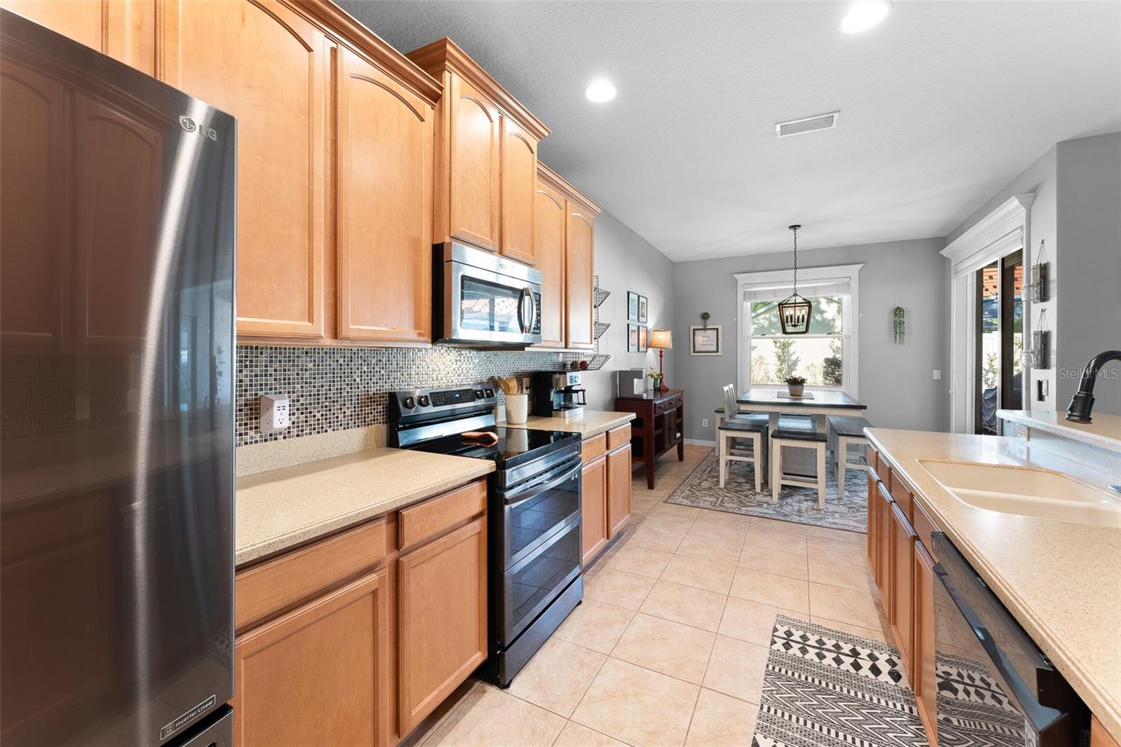 Image 21 of 58 For 3406 Regner Drive