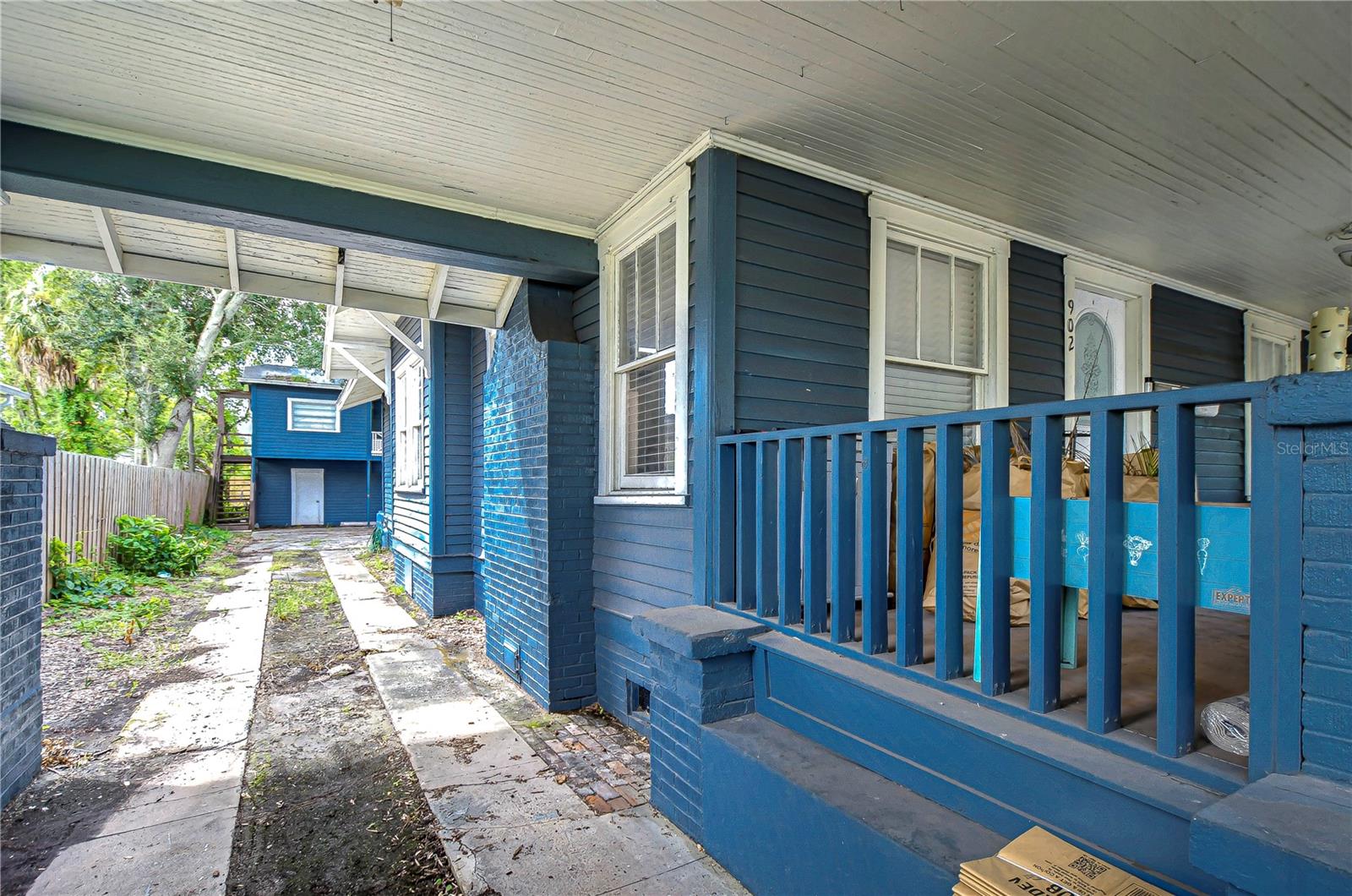 Image 19 of 41 For 902 Columbus Drive