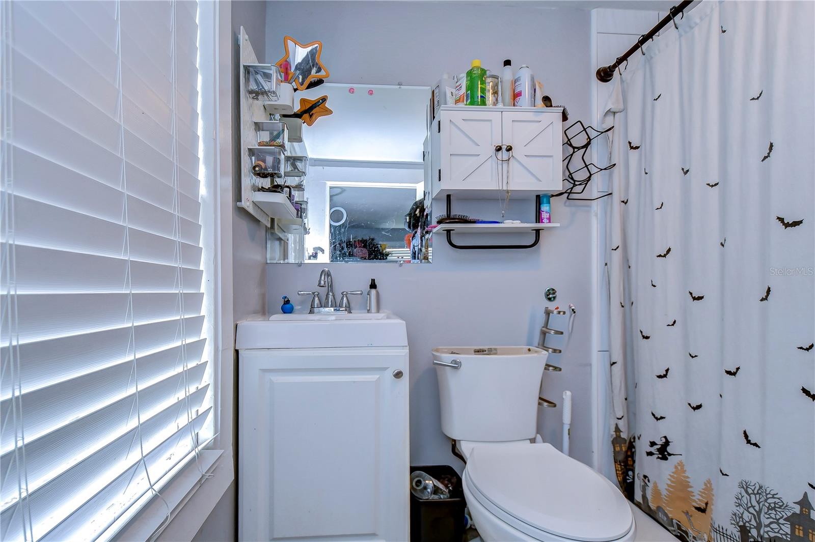 Image 33 of 41 For 902 Columbus Drive