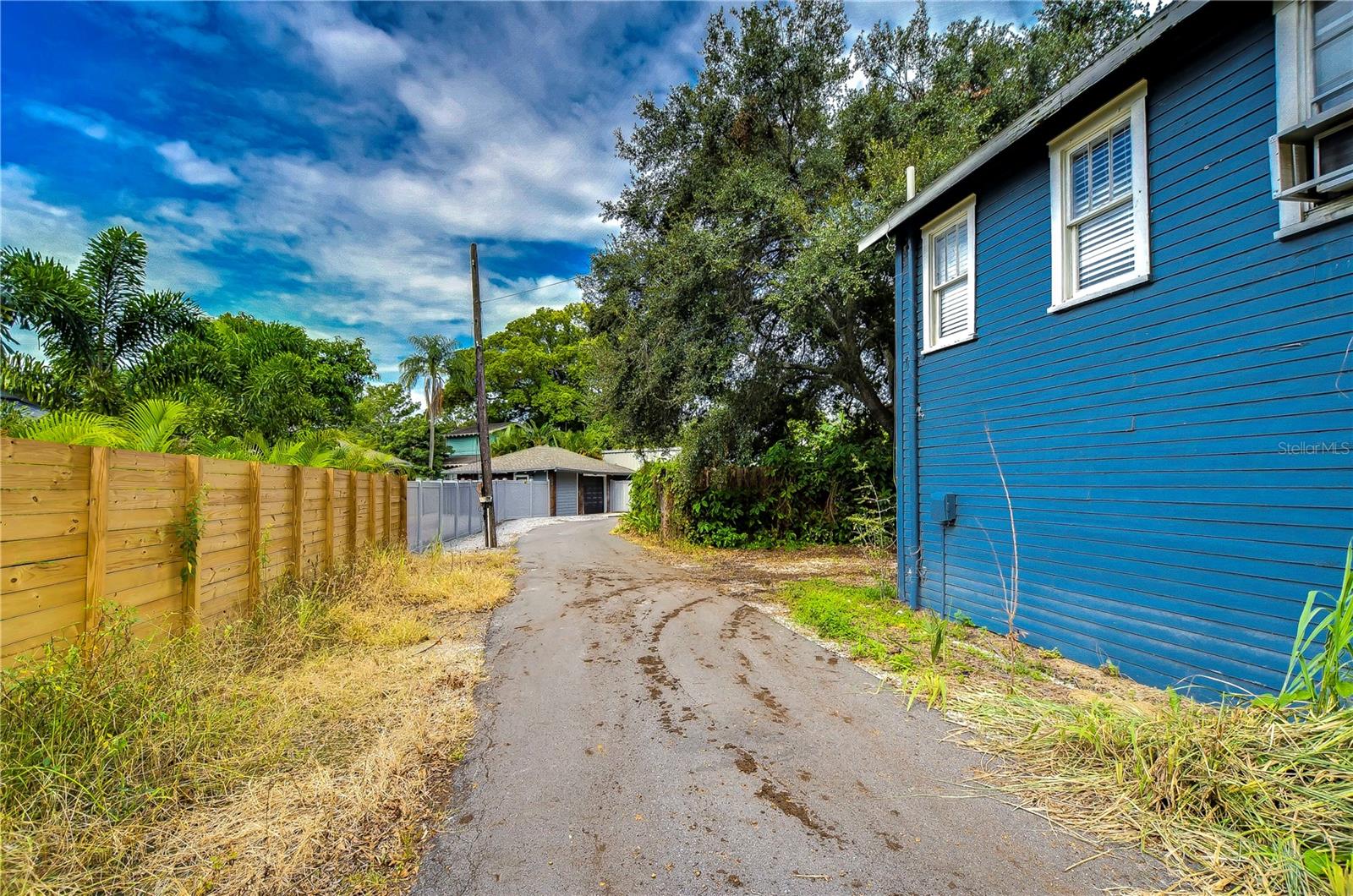 Image 41 of 41 For 902 Columbus Drive