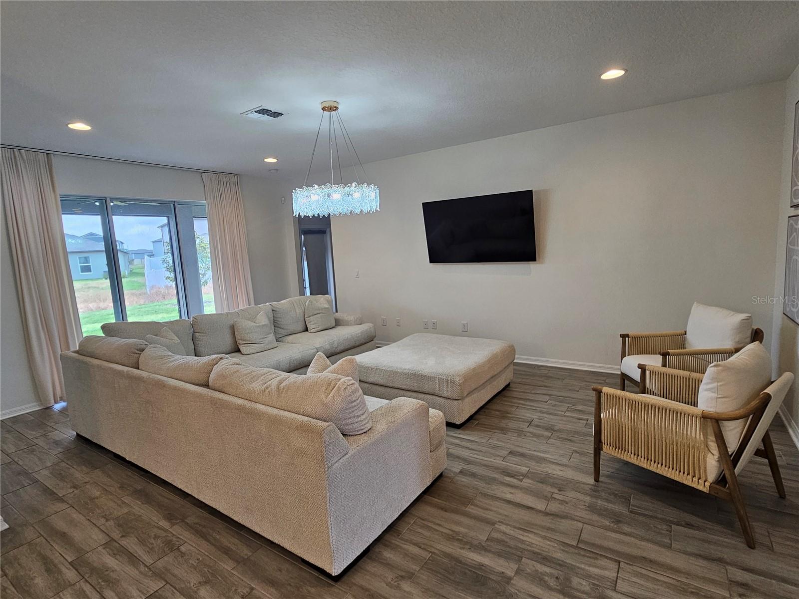 Image 8 of 20 For 13389 Sage Hollow Avenue