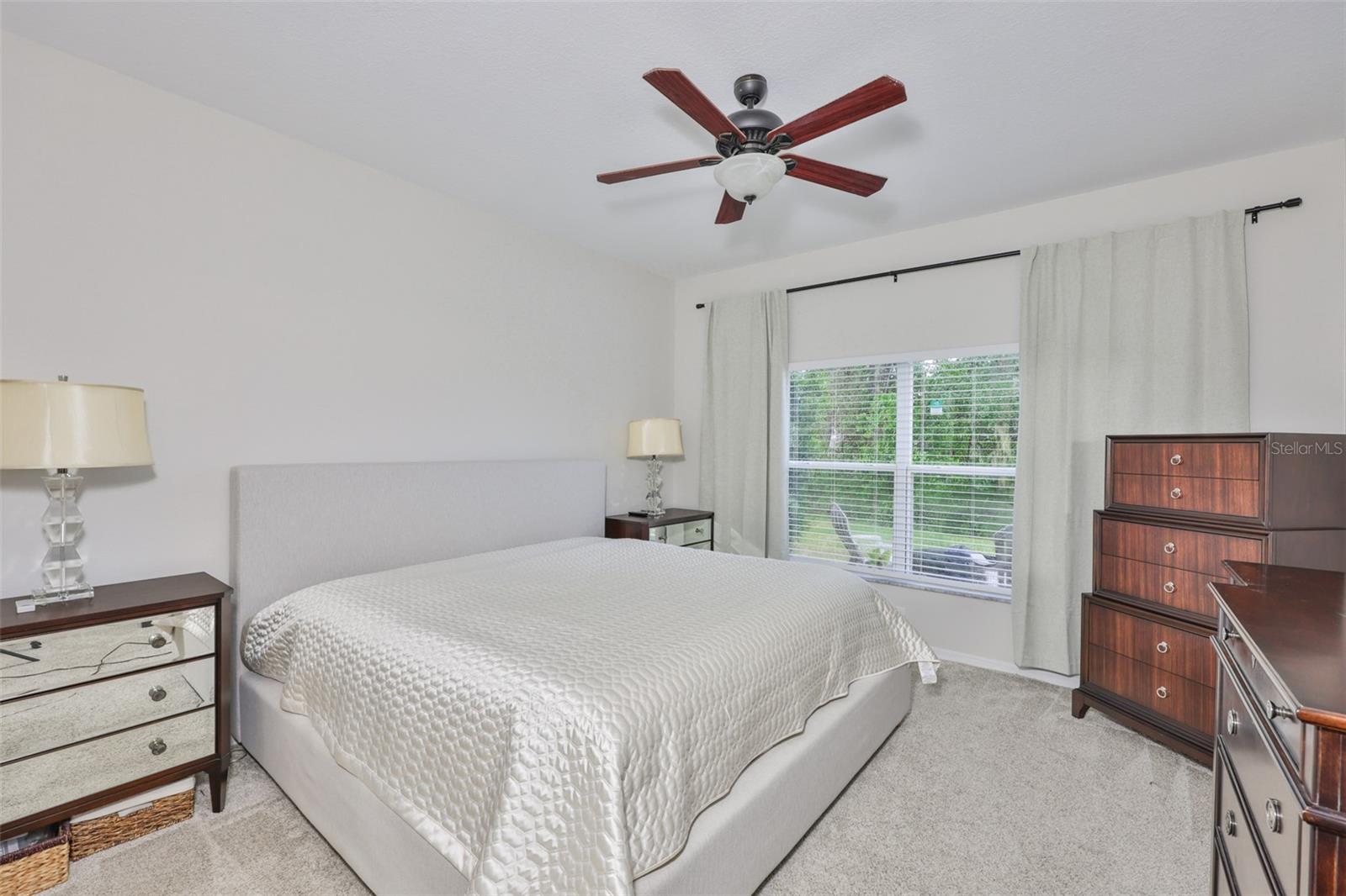 Image 17 of 48 For 1129 Emerald Hill Way